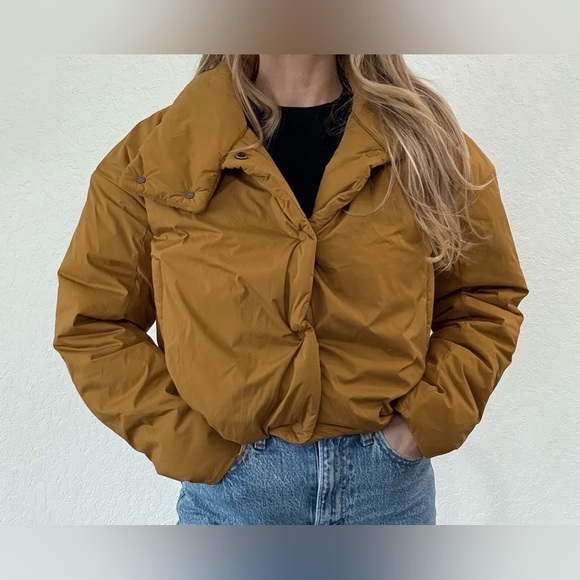Lululemon Pure Puff Jacket | Size 6 | Spiced Bronze - Picture 3 of 12